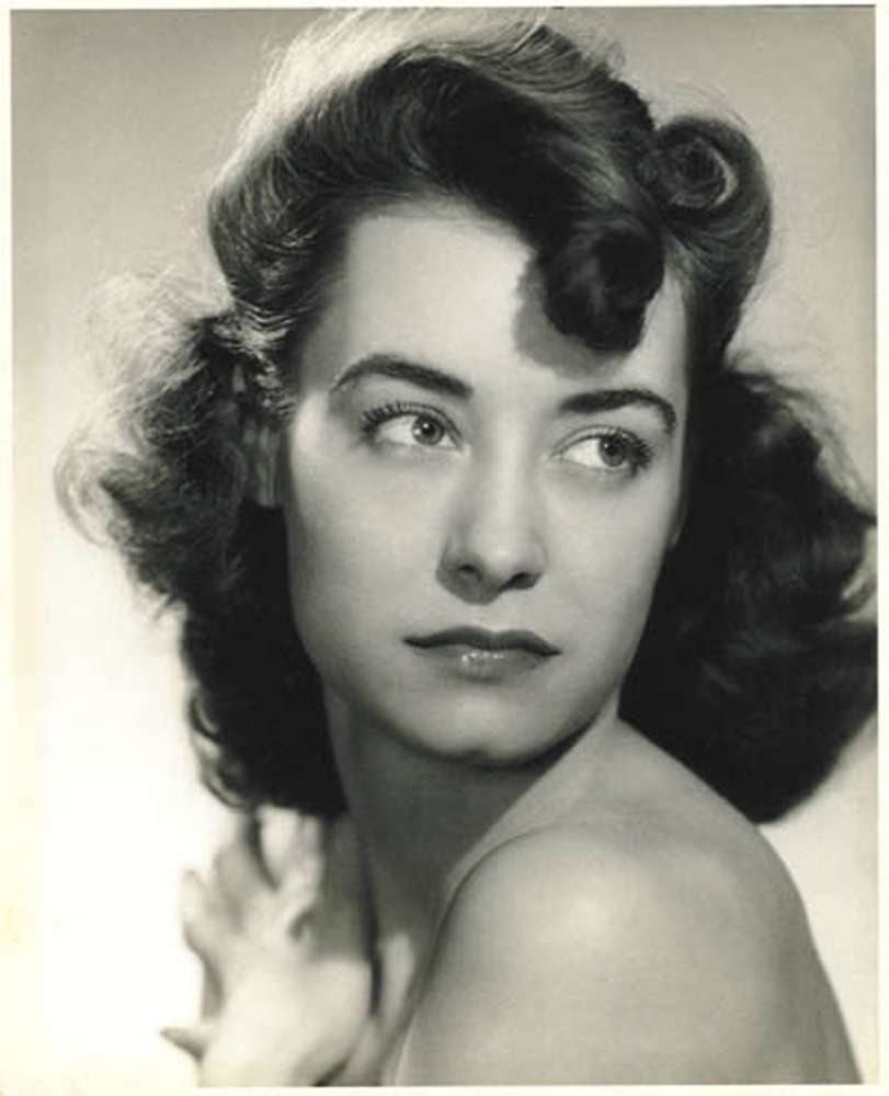 !     9 VB1942_headshoulders400